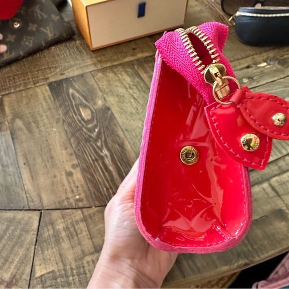 Louis Vuitton Monogram Vernis Trousse Cosmetic Pouch - Picture 6 of 10